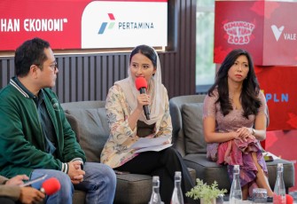 Wakil Menteri Perdagangan, Dyah Roro Esti saat jadi pembicara pada acara "Semangat Awal Tahun 2025" yang diadakan oleh IDN Times di Jakarta, Kamis (16 Januari 2025).