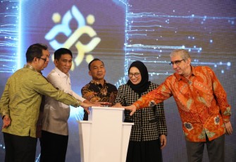 Wakil Menteri Dalam Negeri (Wamendagri) Akhmad Wiyagus pada acara Peluncuran Buku Peta Jalan Pembangunan Kependudukan Tahun 2025–2029 di JS Luwansa Hotel & Convention Center, Jakarta, Rabu (19/11/2025)