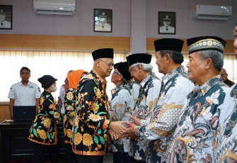 Pengukuhan pengurus Perkumpulan Purna Widya Praja (PPWP) Kabupaten Karanganyar masa bakti 2024-2029, di Ruang Podang 1 Kantor Bupati Karanganyar, Rabu (22/1/2025).