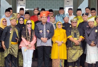 Bupati Bintan Disambut di Terminal VVIP Bandara RHF Tanjung Pinang 
