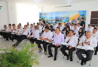 Hari Ke-2, Peserta Retreat Bintan Ikuti Paparan Materi Hingga Capacity Building Lewat Games Kekompakan