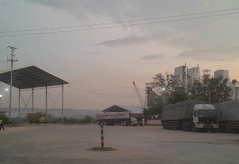 Situasi pabrik pengolahan batu kapur milik PT Pentawira Agraha di Kecamatan Jiken Kabupaten Blora.