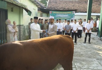 Kodim 0803/Madiun Gelar Salat Idul Adha 1446 H dan Penyembelihan Hewan Kurban