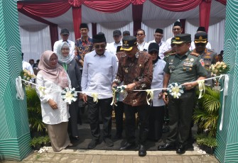 Danrem Wijayakusuma Hadiri Peresmian ZCorner Baznas di Alun-alun Banyumas, Pemberdayaan UMKM Melalui Zakat