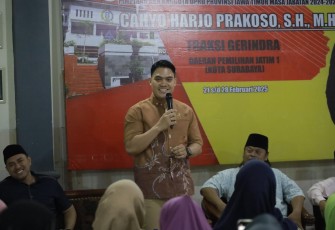 Anggota Komisi E DPRD Jatim Cahyo Harjo Prakoso menggelar serap aspirasi masyarakat di wilayah Sukomanunggal, Surabaya, Senin (24/2/2025)