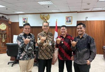 Azwar Habibi Bersama Bupati Welly Berjuang dan Minta Dukungan Kementan