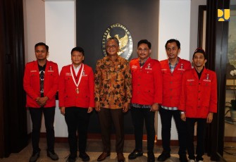 Menterian Pekerjaan Umum  Dody Hanggodo Terima Kunjungan GMNI
