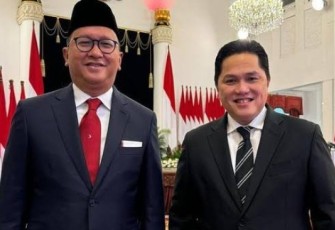 Kepala BPI Danantara Rosan Roeslani bersama Dewas Erick Thohir 