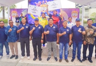 Roby Kurniawan saat Buka E-Sport Bupati Cup Championship di Plaza Lagoi Bintan , Sabtu (03/05/2025) sore.