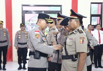 Prosesi Serah Terima Jabatan Kapolsek Bunguran Barat dan Kapolsek Pulau Laut
