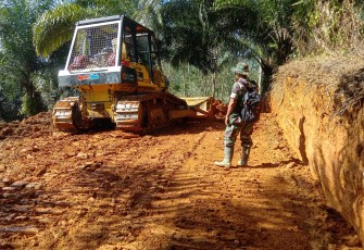 Penerobosan Pembangunan Jalan TMMD Ke-124 Kodim 0408/BS Terus Dikebut