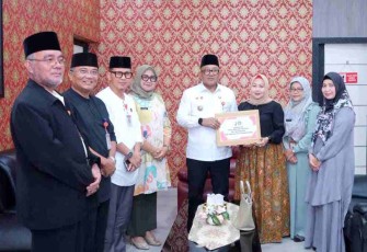 Wali Kota Lis saat Terima Audiensi Kwarcab Pramuka