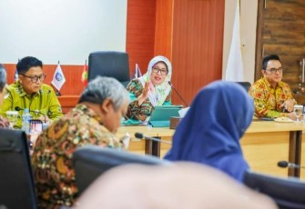Rapat Koordinasi dan Evaluasi Penyelenggaraan Statistik Sektoral, Kamis (5/2/2026) yang bertempat di Ruang Rapat Lantai 4, Kantor Gubernur Kepri, Dompak, Tanjungpinang.