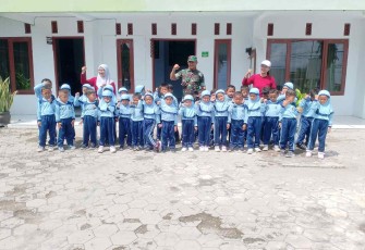 PAUD Bhineka Kunjungi Koramil Pilangkenceng