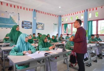 Ilustrasi siswa saat pembelajaran di kelas