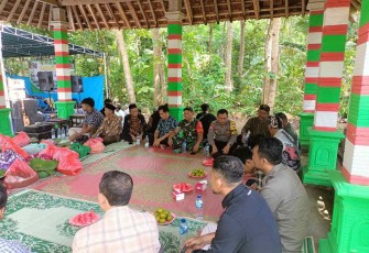 Syukuran panen jagung di wilayah desa binaan