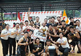 Tim basket Polda Jatim