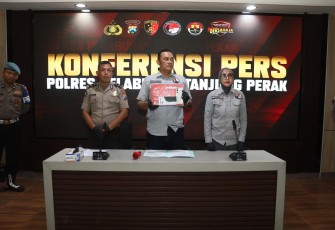 Konferensi pers 