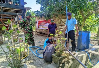 Pengerjaan sumur bor di Desa Tanra Tuo