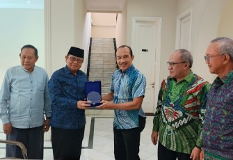 Foto bersama usai acara