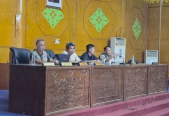 Pembekalan calon enumerator dan verfikator rumah terdampak banjir longsor di Aceh Tamiang bagi mahasiswa dan Praja IPDN pada Kamis (15/1)