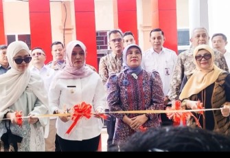 Dirjen IKM Resmikan Gedung Sentra Fashion Sri Kuala Lobam