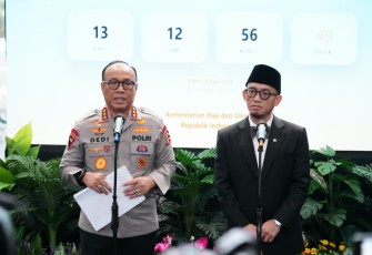 Wakapolri Komjen Dedi Prasetyo bersama Wamenhaj di Jakarta, Kamis (9/4)