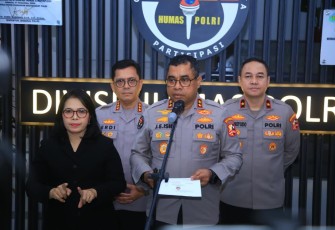 Kadiv Humas Polri Irjen Pol Jonny Eddison Isir