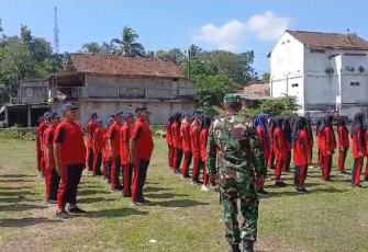 Pelatihan baris berbaris 