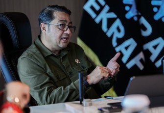 Menteri Ekraf, Teuku Riefky Harsya