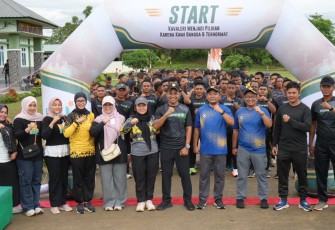 Bea Cukai Lhokseumawe Ikut Jalan Sehat dan Bakti Sosial