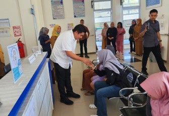 Bupati Roby Tinjau Puskesmas Teluk Bintan