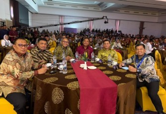 Pangdam XIII/Merdeka saat menghadiri kegiatan penghargaan pemerintah daerah berprestasi se-sulawesi yang dilaksanakan di Kota Kendari