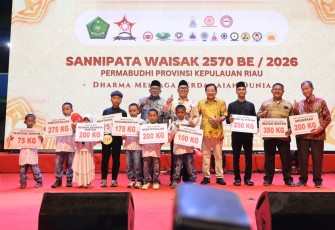 Wagub Nyanyang Hadiri Sannipata Waisak 2570 BE, Tegaskan Kepri Rumah Besar Kerukunan dan Toleransi