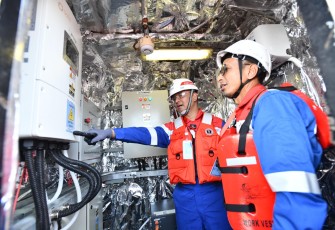 Perluas Pemanfaatan Energi Bersih di Kapal Pengangkut Minyak, Pertamina Pangkas Emisi 79 Ton Karbon per Tahun