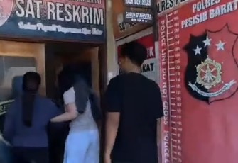 Wanita Muda di Pesisir Barat Ditangkap Polisi