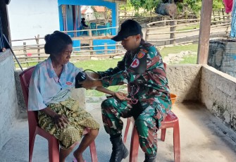 Yonarmed 12 Kostrad Tingkatkan Kesehatan Masyarakat Desa Alas
