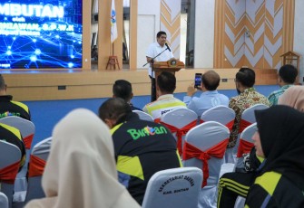 Pemerintah Kabupaten Bintan resmi meluncurkan B-SMART (Bintan Sport Monitoring, Analytic & Reporting Technology) pada Kamis (18/06) di Aula Kantor Bupati Bintan, Bandar Seri Bentan