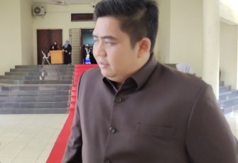 Bupati Bintan Roby Kurniawan  