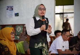 Wamenkop Farida Farichah