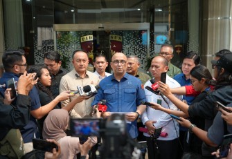 Tim Penyidik Tetapkan LMI Kepala Biro Hukum dan Humas BGN  Tersangka Tata Kelola Makan Bergizi Gratis