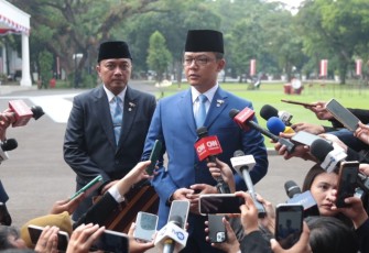 Menlu Sugiono