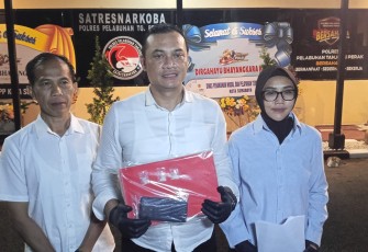 Kasatresnarkoba Polres Pelabuhan Tanjungperak AKP Adik Agus Putrawan