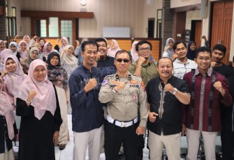 Polres Gresik Gandeng Guru Tanamkan Budaya Tertib Lalu Lintas Sejak Dini