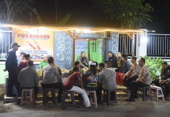 Kapolres Bondowoso Blusukan ke Pos Ronda Bukti Sinergitas Polri dengan Masyarakat untuk Kamtibmas