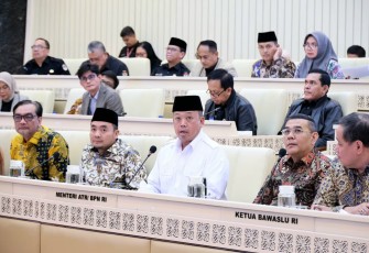 Menteri Agraria dan Tata Ruang/Kepala Badan Pertanahan Nasional (ATR/BPN), Nusron Wahid, melaporkan realisasi anggaran Kementerian ATR/BPN tahun 2025 dalam Rapat Kerja (Raker) dan Rapat Dengar Pendapat (RDP) bersama Komisi II Dewan Perwakilan Rakyat Republik Indonesia (DPR RI), Rabu (15/07/2026)