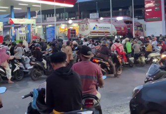TNI Angkatan Darat siap membantu mengatasi kendala distribusi Bahan Bakar Minyak (BBM) di Sumatera Utara agar kebutuhan masyarakat tetap terpenuhi