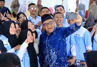 Wakil Menteri Ketenagakerjaan (Wamenaker) Afriansyah Noor 