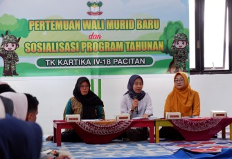 Ketua Persit KCK. Cab. XV Dim Pacitan Beri Perhatian Ajaran Baru