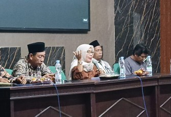 Komisi B DPRD Jawa Timur, Anik Maslachah, menyerap aspirasi di Kantor PCNU Sidoarjo
